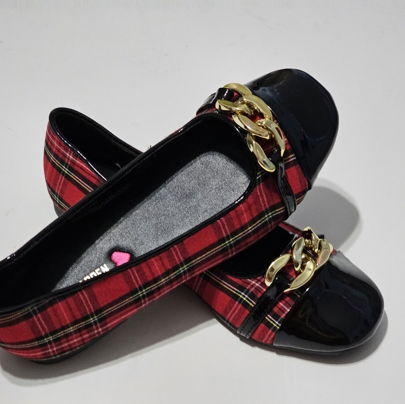 Steve Madden Red Vivi Plaid Girl Flats With Chunky Chain Size2 NWT - Picture 6 of 11